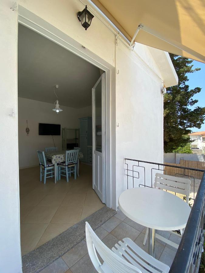 Sabrina Apartments Porto Pino Exterior photo