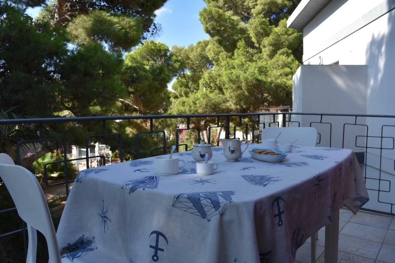 Sabrina Apartments Porto Pino Exterior photo